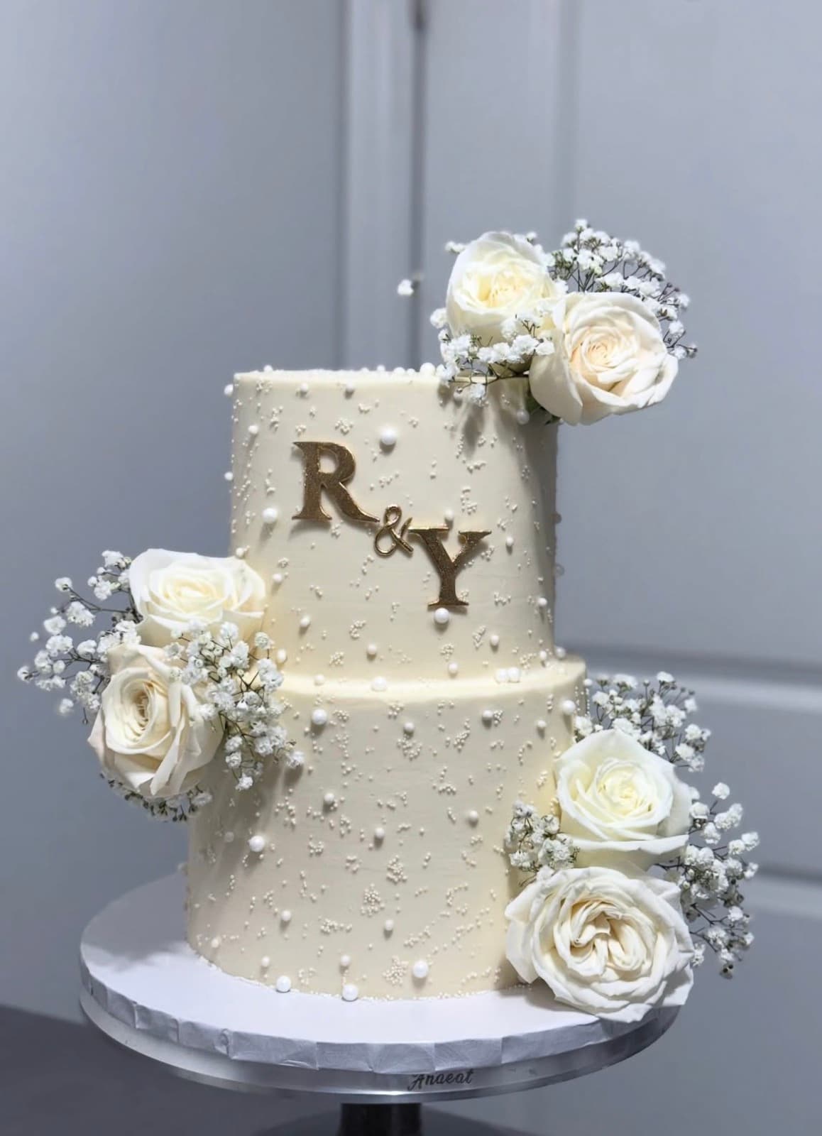 Pastel de boda con monograma R&Y — Art&Cake Toronto
