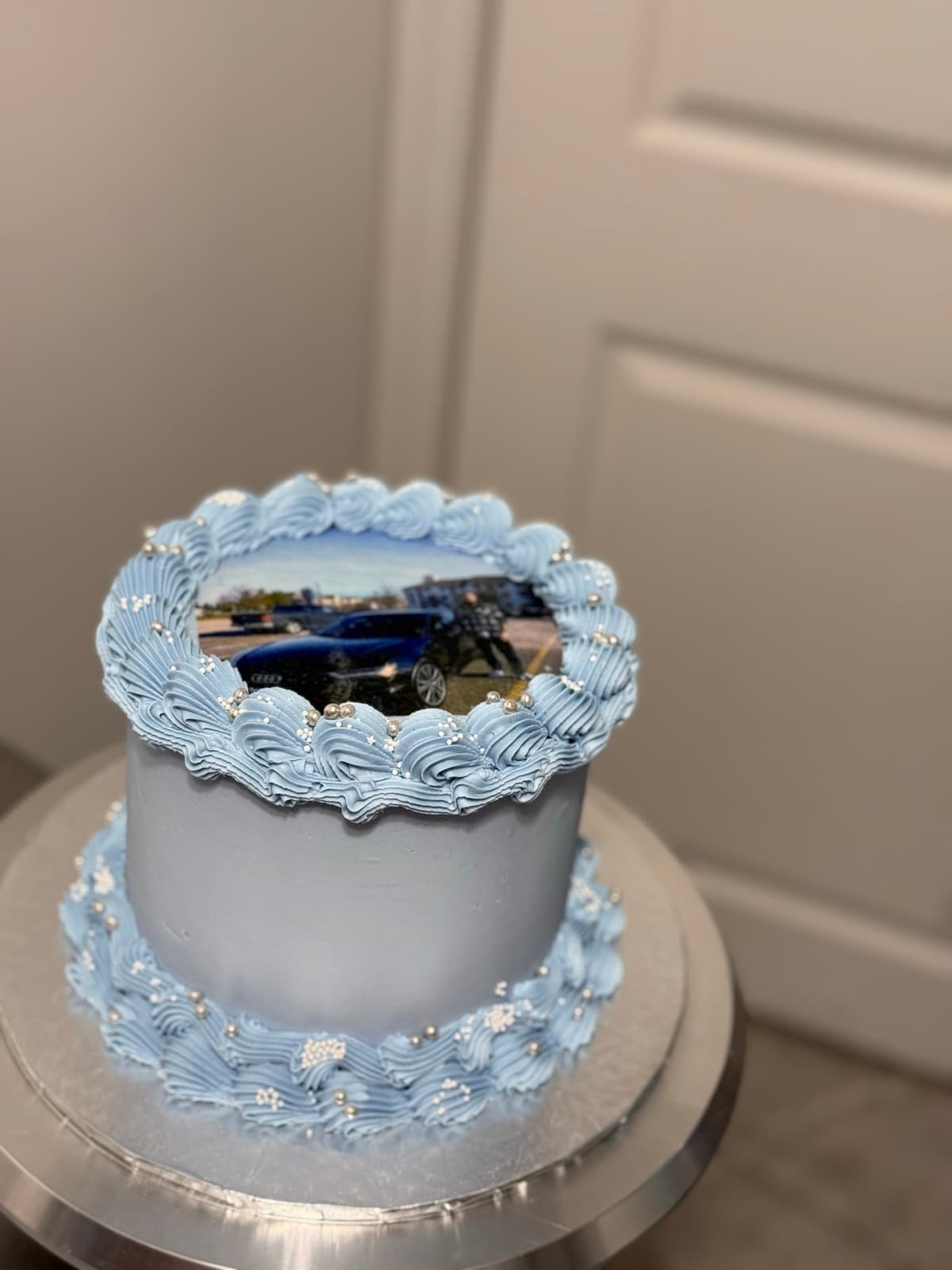 Pastel de cumpleaños personalizado de auto — Art&Cake Toronto